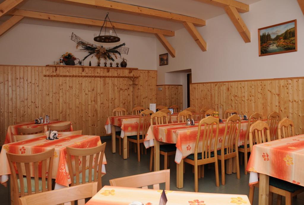 Penzion Rakovec Bukovinka Екстериор снимка